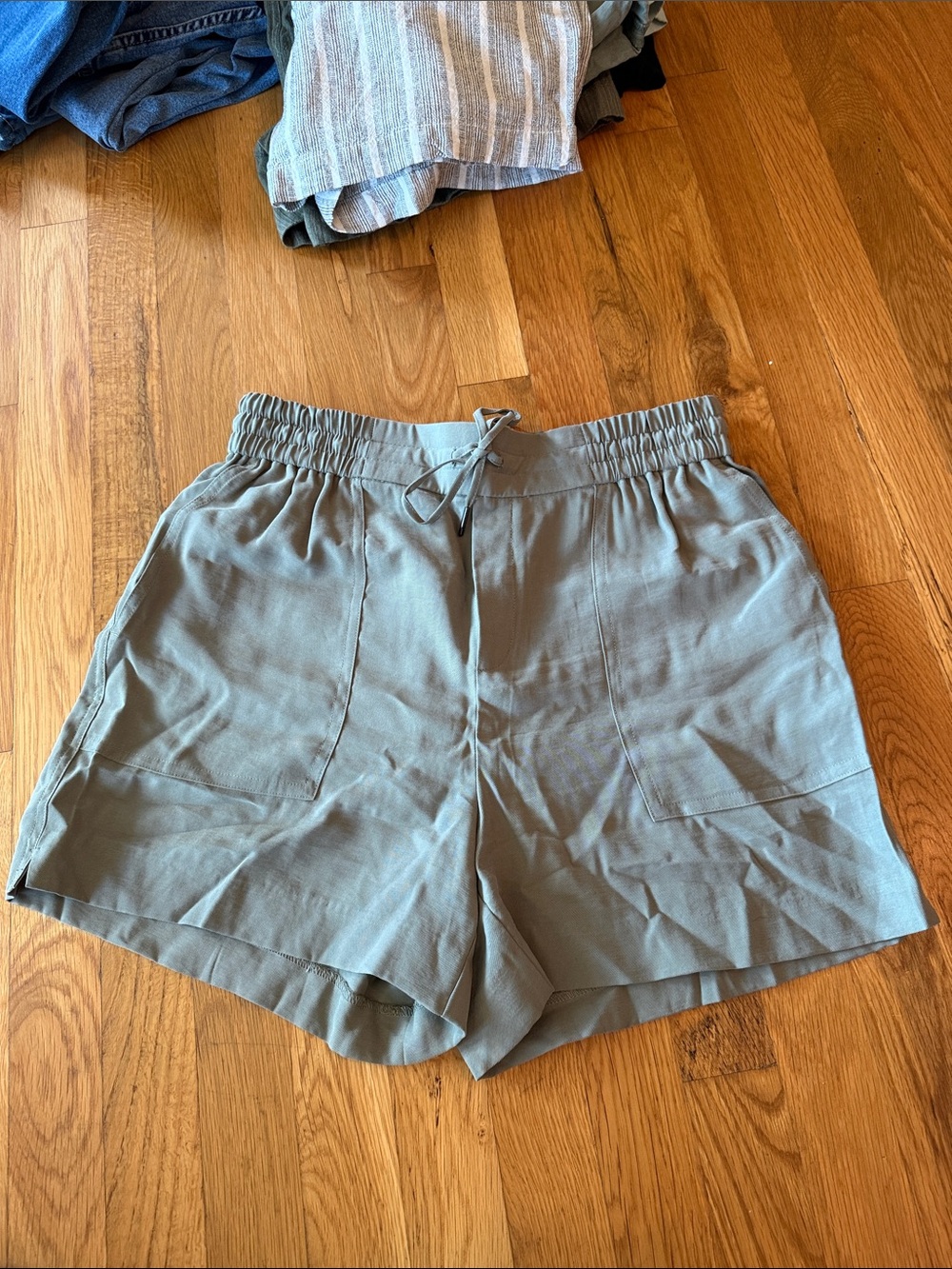 Kersh Light Olive Drawstring Linen-Blend Women's Shorts